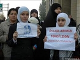 Gəncəlilər hicab qadağasını müzakirə etdi