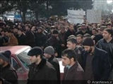 Hicab qadağasına etirazlar dəvam edir 