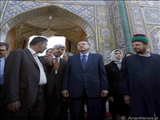 ƏRDOĞAN HƏZRƏT ƏLİNİN ZİYARƏTGAHINDA OLUB 