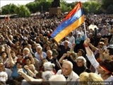 ERMƏNİSTAN MÜXALİFƏTİ MİTİNQ KEÇİRDİ FOTO-VİDEO  