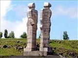 “Türk-erməni dostluğu” abidəsi daha sökülmür 