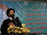 Ərdəbilin imam cüməsi: Müsəlmanların etirazı Bakı dövlətini iftixar etdiyi gey-paradı keçirməməyə...