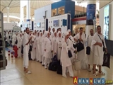 QMİ mollaları zəvvarlara niyyət etdirərək Ciddədə ehram bağladıblar