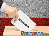 Ermənistanda partiya lideri referendumda bülleteni cırdı