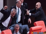 Türkiyə parlamentində Qalmaqal