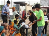 Pakistan və Hindistandan olan 500 min könüllü insanları aclıqdan xilas edirlər + FOTO