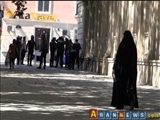 Polislər Abbas Hüseynova görə etiraz edənlərin yolunu bağladı