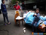 Küçədə qalan ailə aidiyyatlı qurumların laqeydliyindən şikayətlənir