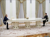 Putinlə Makronu ayıran uzun masanın SİRRİ 