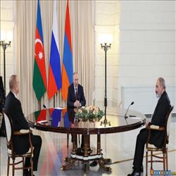 Moskvada Putin, Əliyev və Paşinyan arasında üçtərəfli zirvə görüşü olub