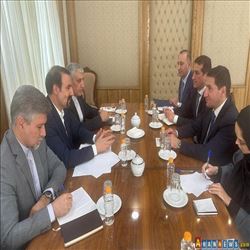 Hikmət Hacıyev İranda keçirdiyi görüşlərlə bağlı paylaşımlar edib