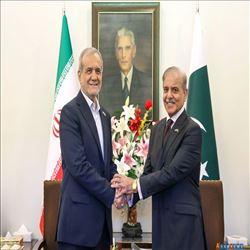 İran və Pakistan liderləri ticarət dövriyyəsinin 10 milyard dollara çatdırılmasına təkid etdilər